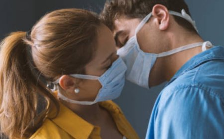 Csókbetegség (Mononukleózis): Tünetek, okozók és kezelés