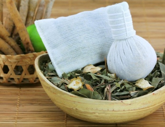 Gyógynövények borogatásként: Természetes megoldások a különböző problémákra